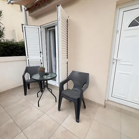 בודווה Casa Apartments, One-Bedroom Apartment מראה חיצוני תמונה